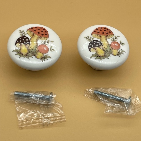 Mushroom Ceramic Drawer Pulls (Pair of 2) - Picture 6 of 6